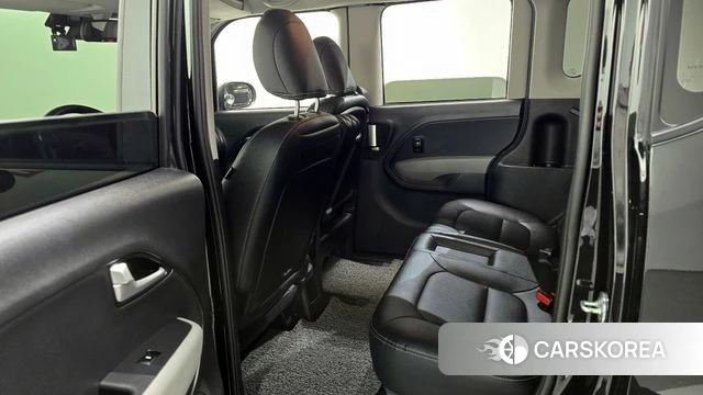 Kia The New Kia Ray EV 2023 Черный из Кореи, фото 2