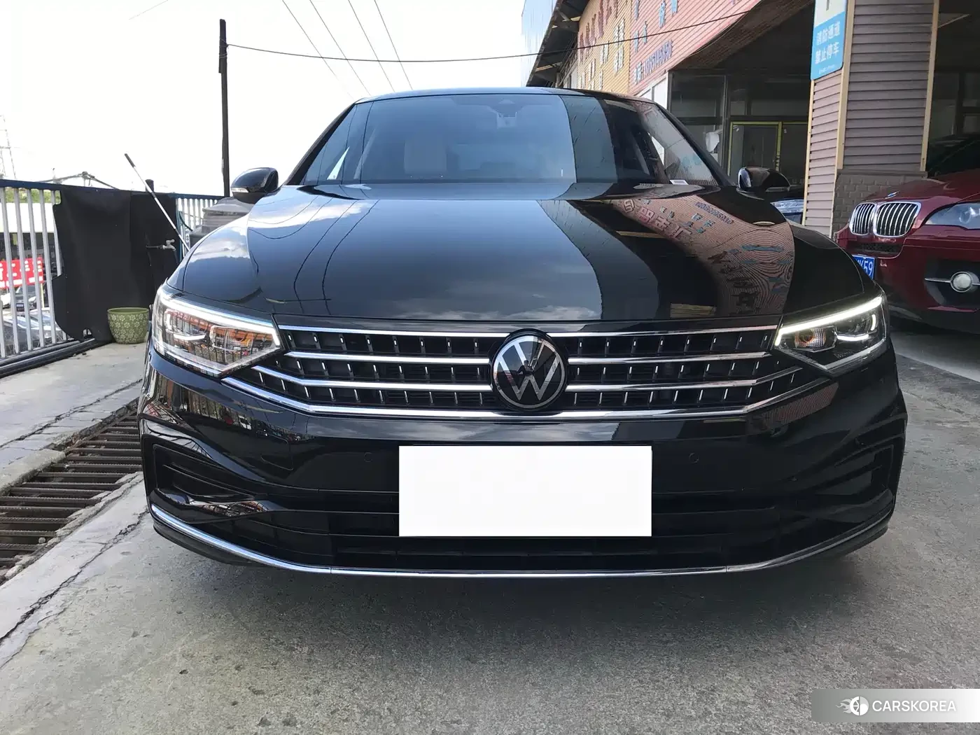 Volkswagen Magotan 2025 Черный из Китая, фото 2