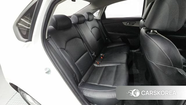 Kia Come New K3 2021 Белый из Кореи, фото 2