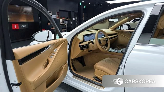 Genesis G80 (RG3) 2026 Белый из Кореи, фото 2