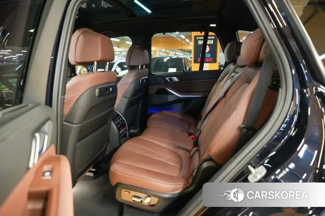 BMW X5 (G05) 2023 Черный из Кореи, фото 2