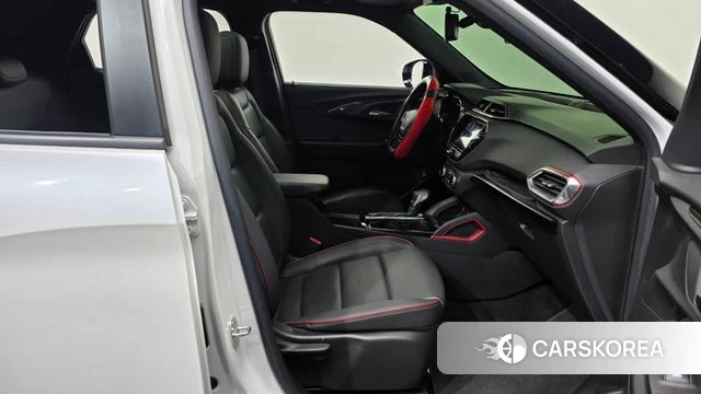 Chevrolet (GM Daewoo) Trailblazer 2023 Белый из Кореи, фото 2