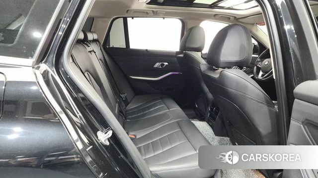 BMW 3 Series (G20) 2022 Черный из Кореи, фото 2