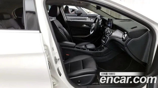 Mercedes-Benz GLA-Class X156 2019 Белый из Кореи, фото 2