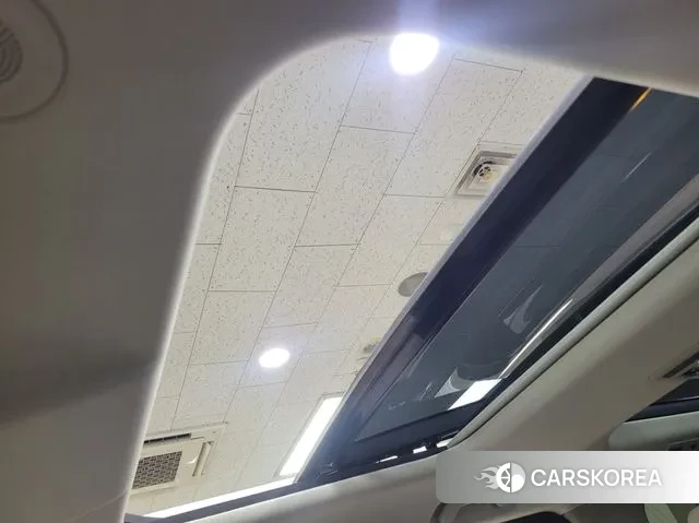 Land Rover Discovery 5 2022 Черный из Кореи, фото 2