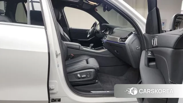 BMW X5 (G05) 2022 Белый из Кореи, фото 2