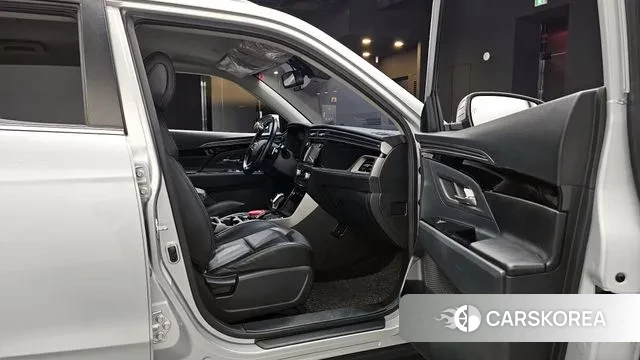 Ssangyong Beautiful Korando 2019 Серебряный из Кореи, фото 2
