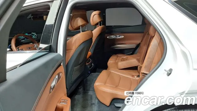 Genesis GV70 2024 Белый из Кореи, фото 2