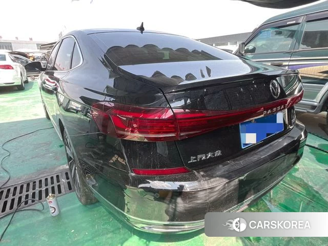 Volkswagen Passat 2022 Черный из Китая, фото 2
