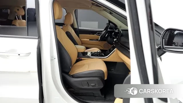 Kia Carnival 4th generation 2021 Белый из Кореи, фото 2