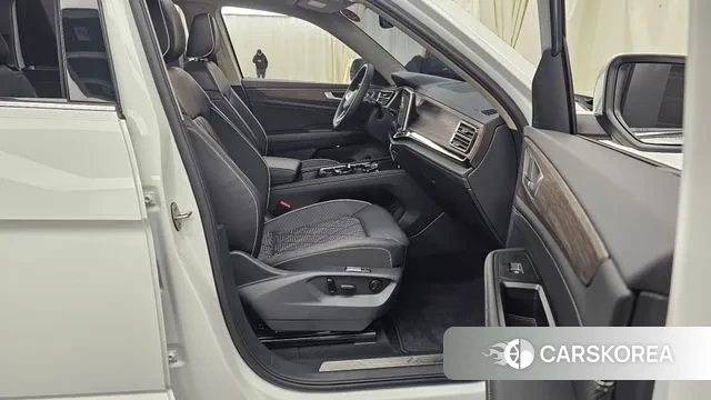 Volkswagen Atlas 2025 Белый из Кореи, фото 2