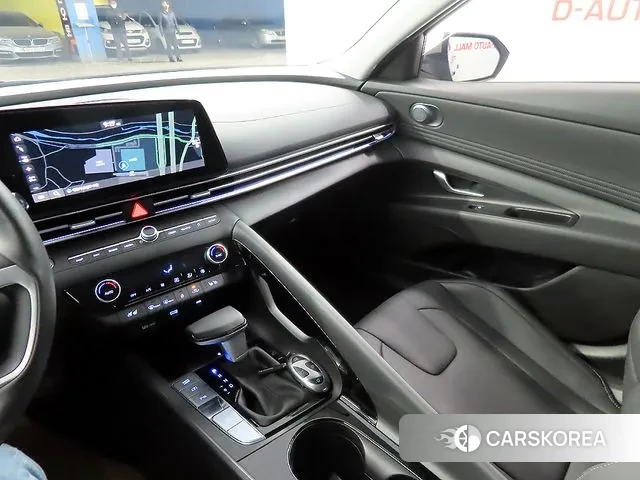 Hyundai The New Avante (CN7) 2025 Серебристо-серый из Кореи, фото 2