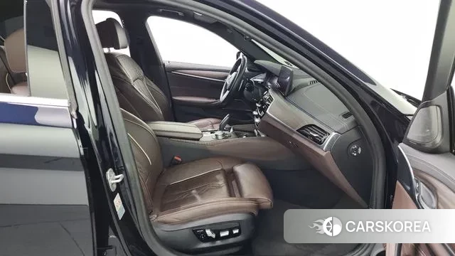 BMW 5 Series (G30) 2021 Синий из Кореи, фото 2