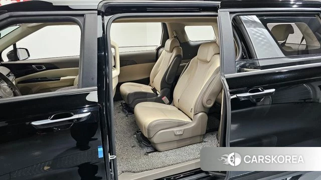 Kia Carnival 4th generation 2021 Черный из Кореи, фото 2