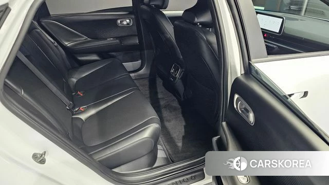 Hyundai Ionic 6 2024 Белый из Кореи, фото 2