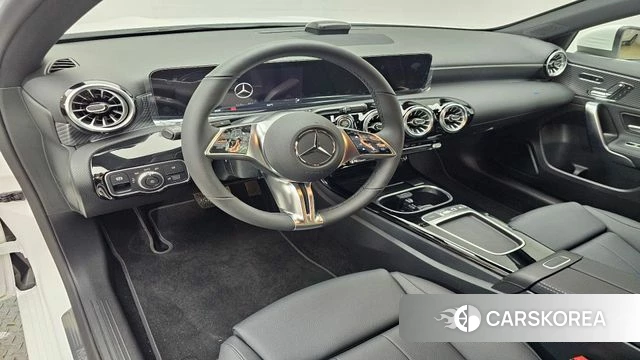 Mercedes-Benz A-Class W177 2025 Белый из Кореи, фото 2