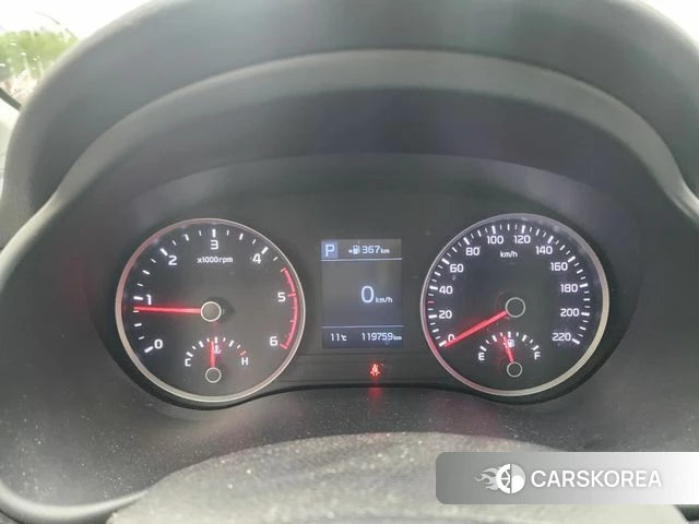Kia Stonic 2018 Синий из Кореи, фото 2