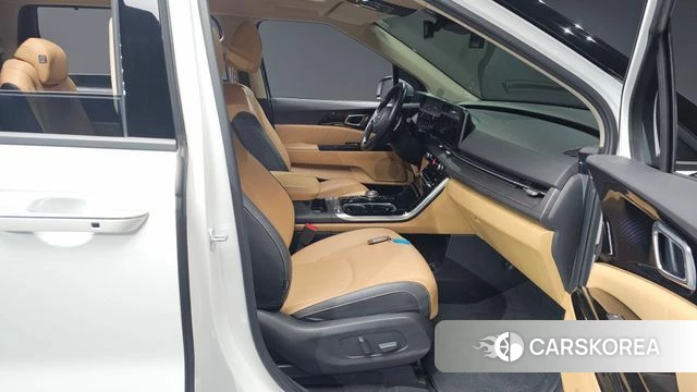 Kia Carnival 4th generation 2022 Белый из Кореи, фото 2