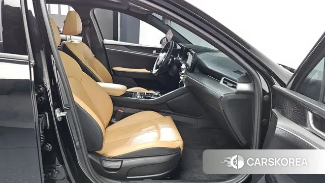 Kia K5 3rd generation 2023 Черный из Кореи, фото 2