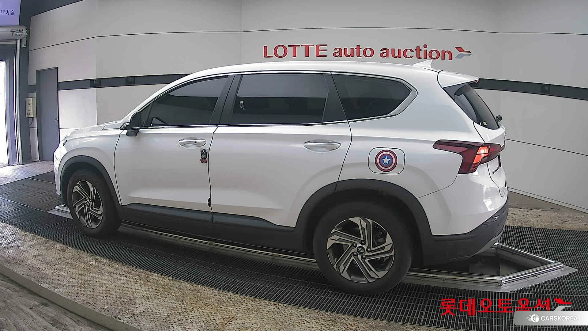 Hyundai Santa Fe 2022 Creamy White Pearl (optional) из Кореи, фото 2