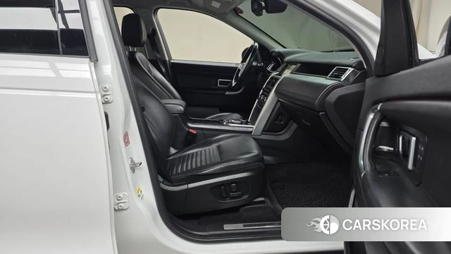 Land Rover Discovery Sports 2018 Белый из Кореи, фото 2