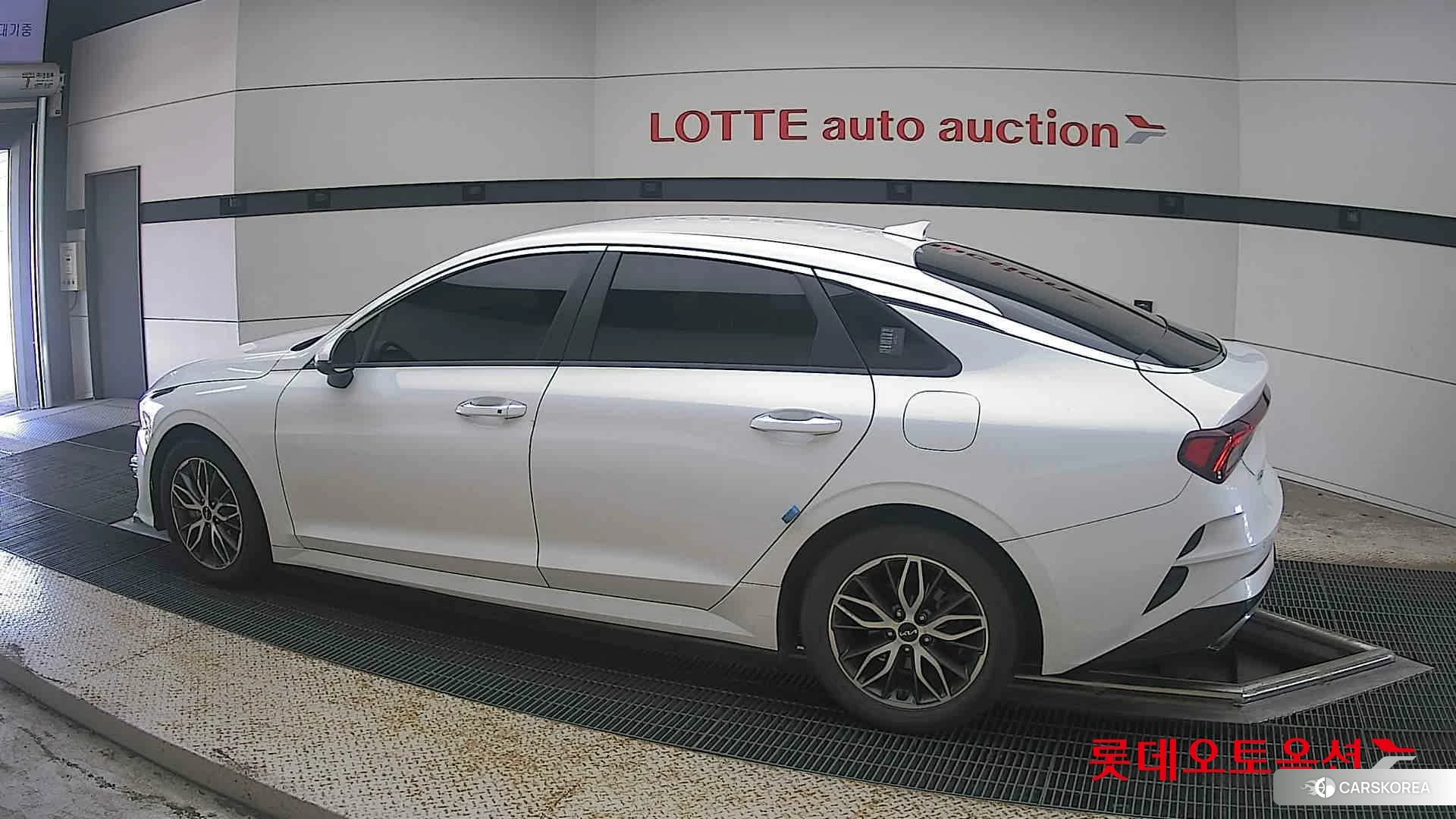 Kia K5 2022 Snow White Pearl (optional) из Кореи, фото 2