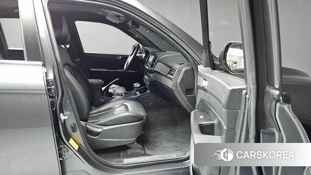 Ssangyong The New Rexton Sport 2023 Серый из Кореи, фото 2
