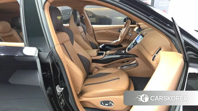 Aston Martin DBX 2023 Черный из Кореи, фото 2