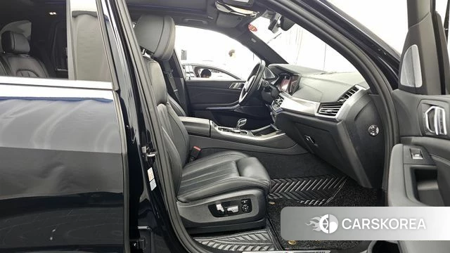 BMW X5 (G05) 2021 Черный из Кореи, фото 2