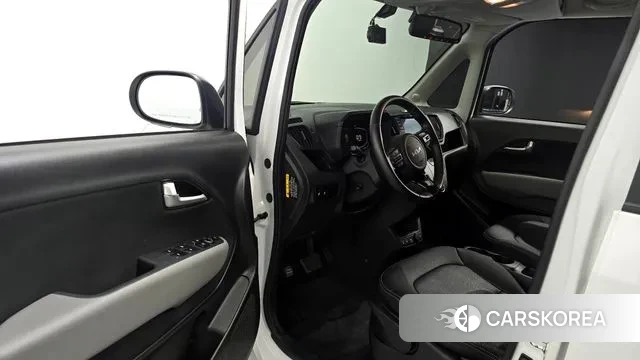 Kia The New Kia Ray 2023 Белый из Кореи, фото 2