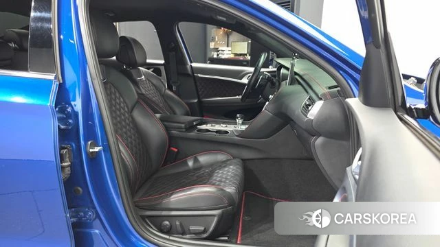 Genesis G70 2018 Синий из Кореи, фото 2