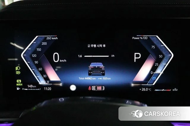 BMW 7 Series (G70) 2022 Черный из Кореи, фото 2