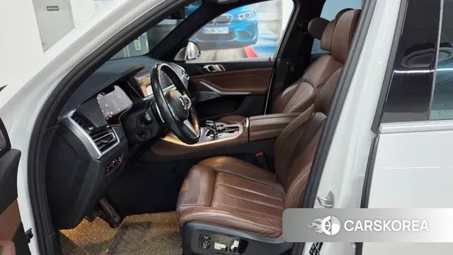 BMW X5 (G05) 2021 Белый из Кореи, фото 2