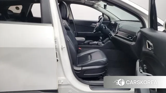 Kia Sportage 5th Generation 2021 Белый из Кореи, фото 2