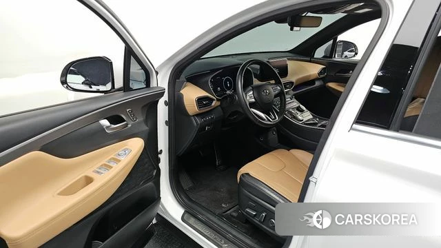 Hyundai The New Santa Fe 2023 Белый из Кореи, фото 2