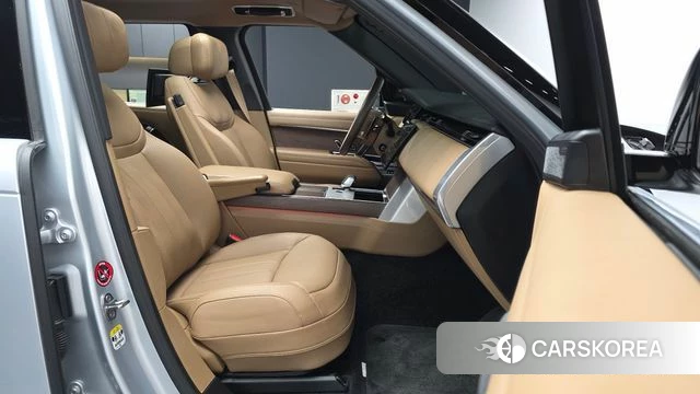 Land Rover Range Rover 5th Generation 2025 Серебряный из Кореи, фото 2