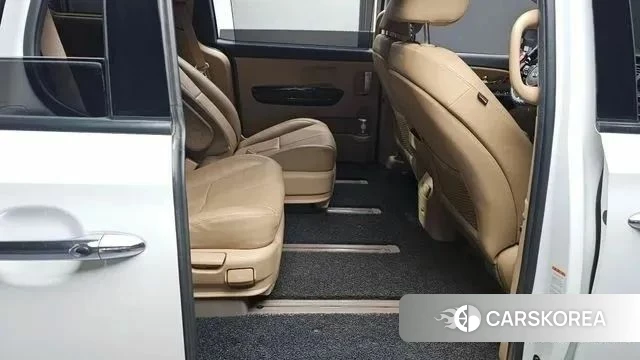 Kia The New Carnival 2019 Белый из Кореи, фото 2