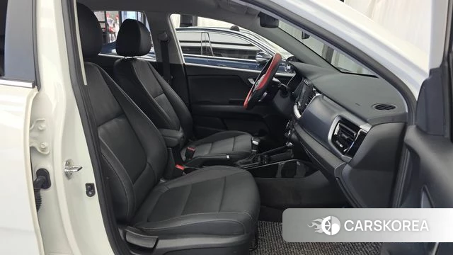 Kia Stonic 2019 Белый из Кореи, фото 2