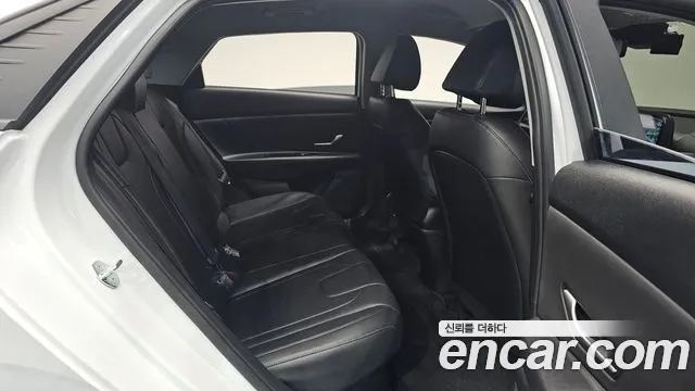 Hyundai Avante Hybrid (CN7) 2022 Белый из Кореи, фото 2