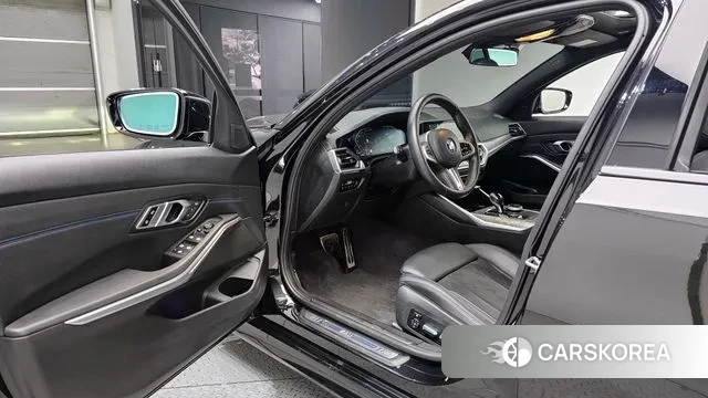 BMW 3 Series (G20) 2020 Черный из Кореи, фото 2