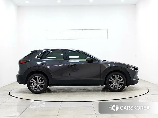 Mazda CX-30 2022 Темно-серый из Китая, фото 2