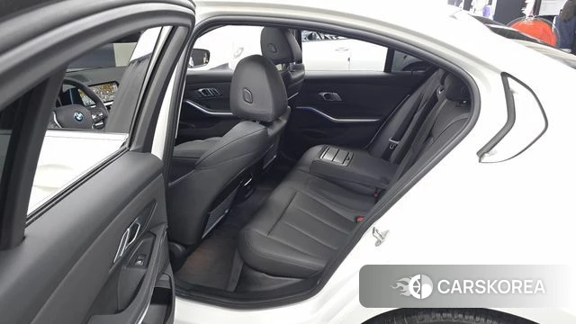 BMW 3 Series (G20) 2021 Белый из Кореи, фото 2