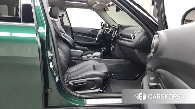 Mini Cooper Clubman 2018 Светло-зеленый из Кореи, фото 2