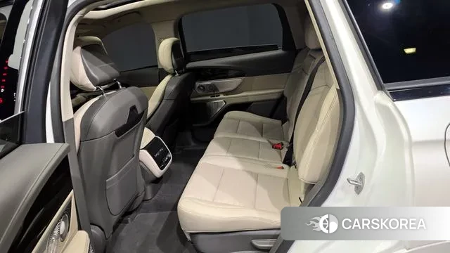 Lincoln Nautilus 2nd Generation 2024 Белый из Кореи, фото 2