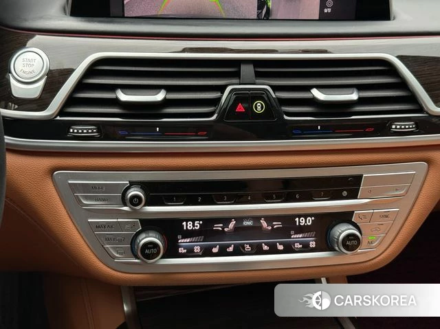BMW 7 Series (G11) 2021 Серый из Кореи, фото 2