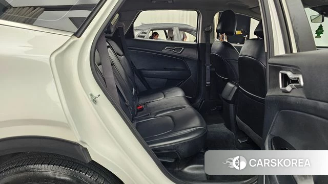 Kia Sportage 5th Generation 2022 Белый из Кореи, фото 2