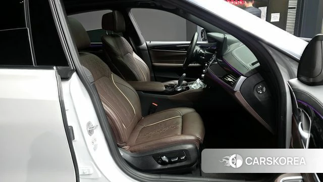 BMW 6 Series GT (G32) 2023 Белый из Кореи, фото 2