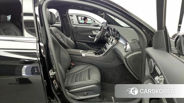 Mercedes-Benz GLC-Class X253 2023 Черный из Кореи, фото 2