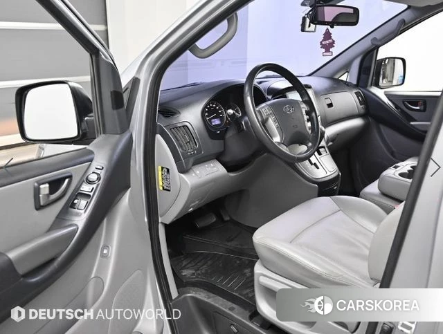 Hyundai The New Grand Starex 2018 Серебряный из Кореи, фото 2