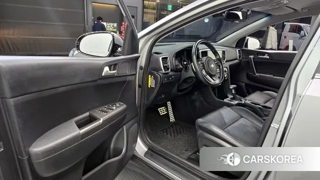 Kia Sportage The Bold 2018 Серебряный из Кореи, фото 2